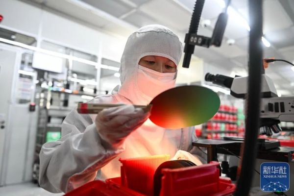 新华社聚焦：苏州工业园区发展高端产业