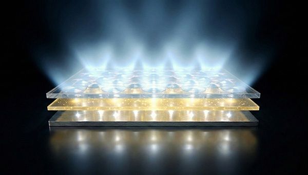 新型 OLED 技术：提升亮度，保留平面结构