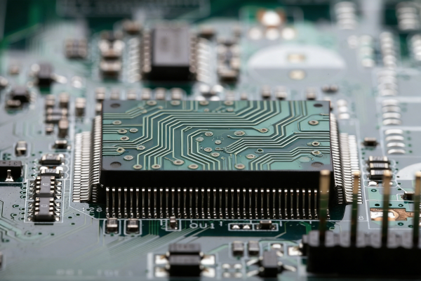 华虹将紧随中芯国际步入 7 纳米工艺!韩媒:十年内或现“中国版ASML”