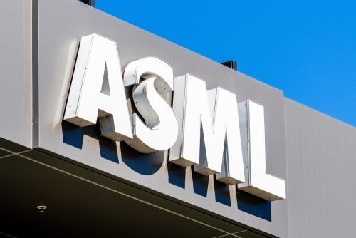 ASML与荷兰TNO合作推进光子芯片量产，这家光刻巨头加速进军下一代计算领域